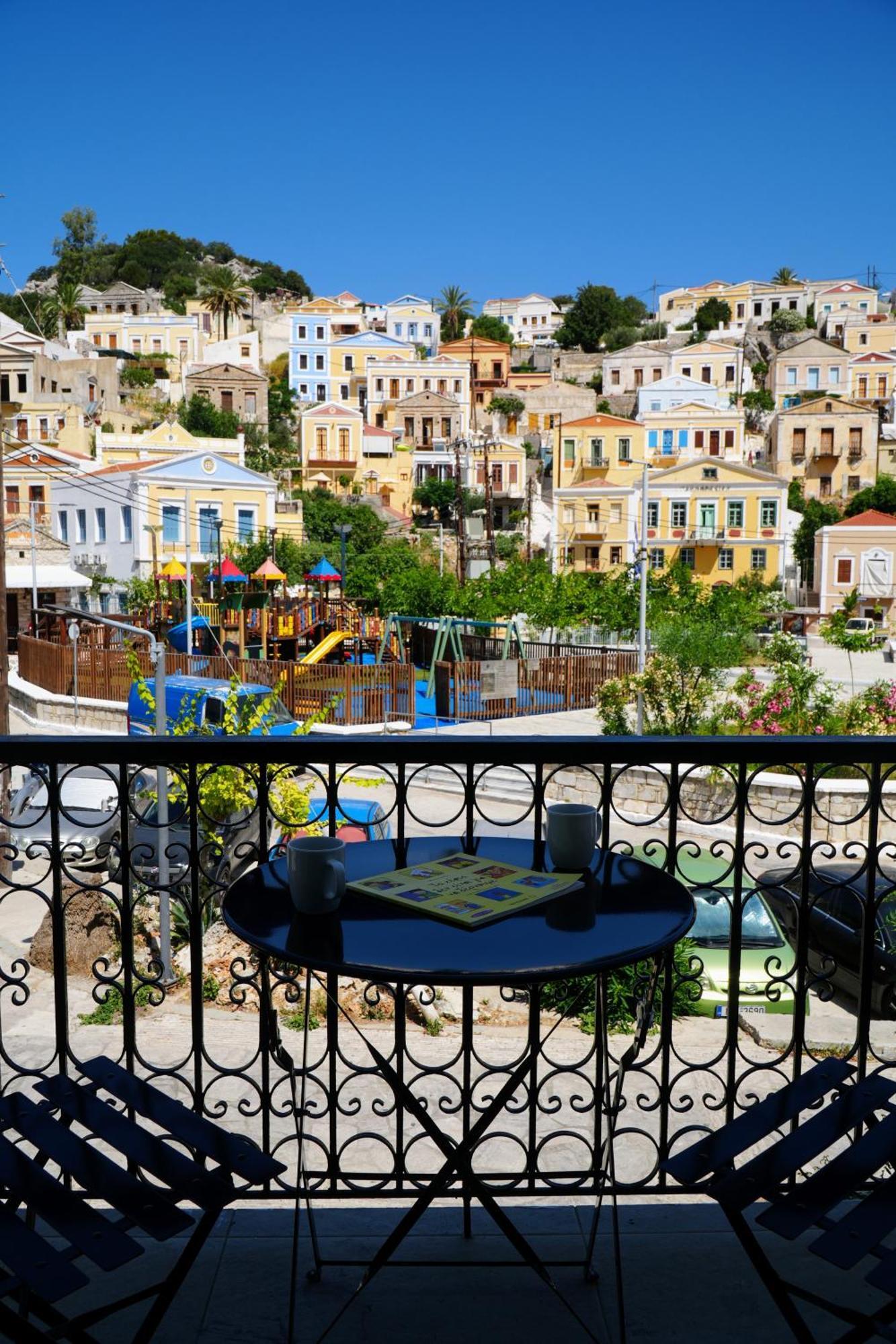 Symi Central Point Exteriör bild